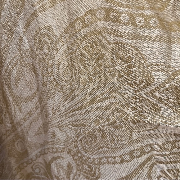 NEW soft beige cashmere Pashmina - Picture 5 of 5
